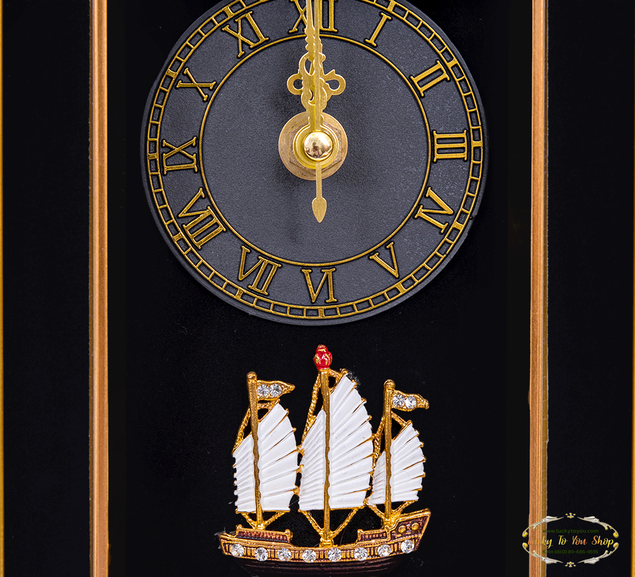 นาฬิกากรอบทองลายเรือใบ