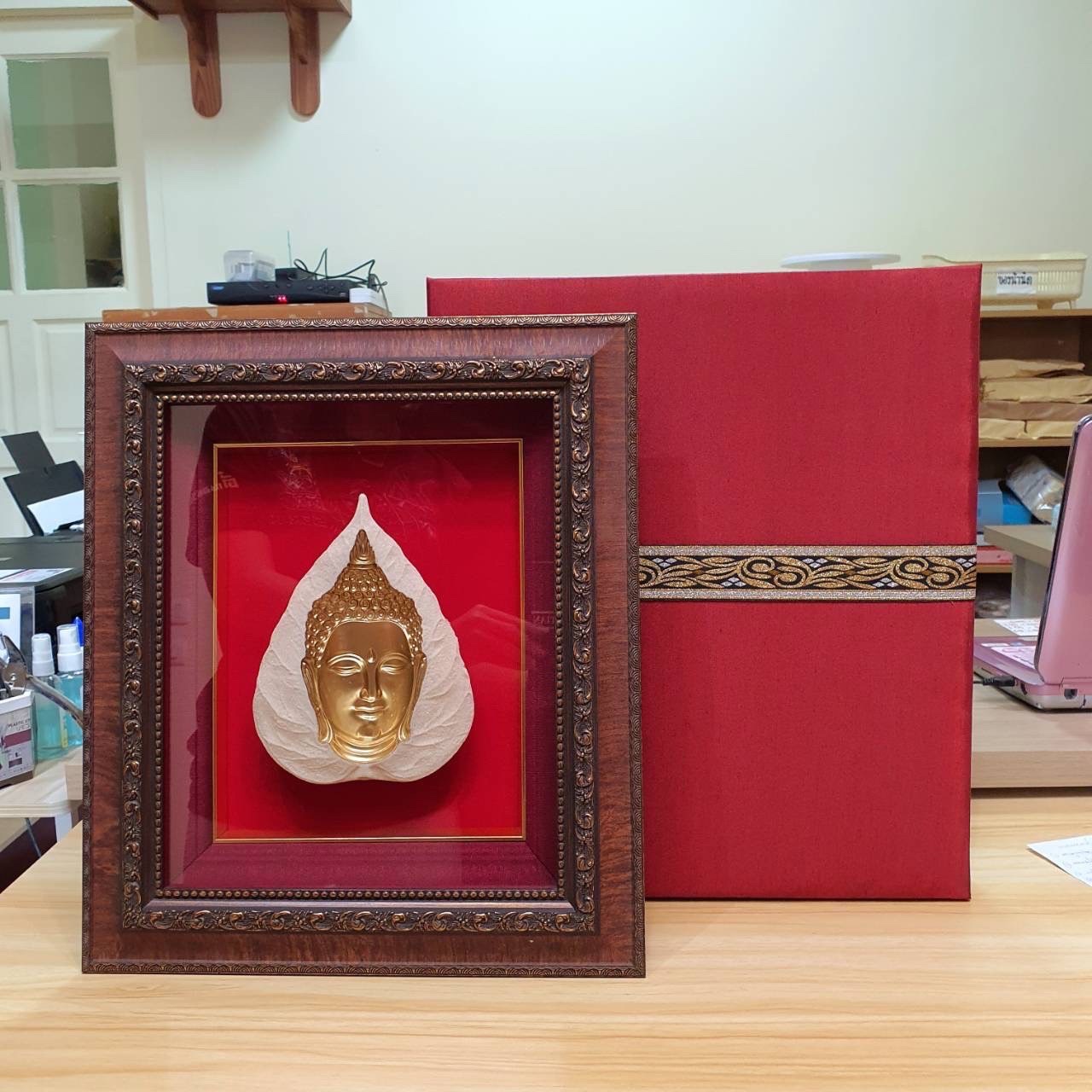 กรอบหุ้มผ้าไหมพระมองตาม - Image 6